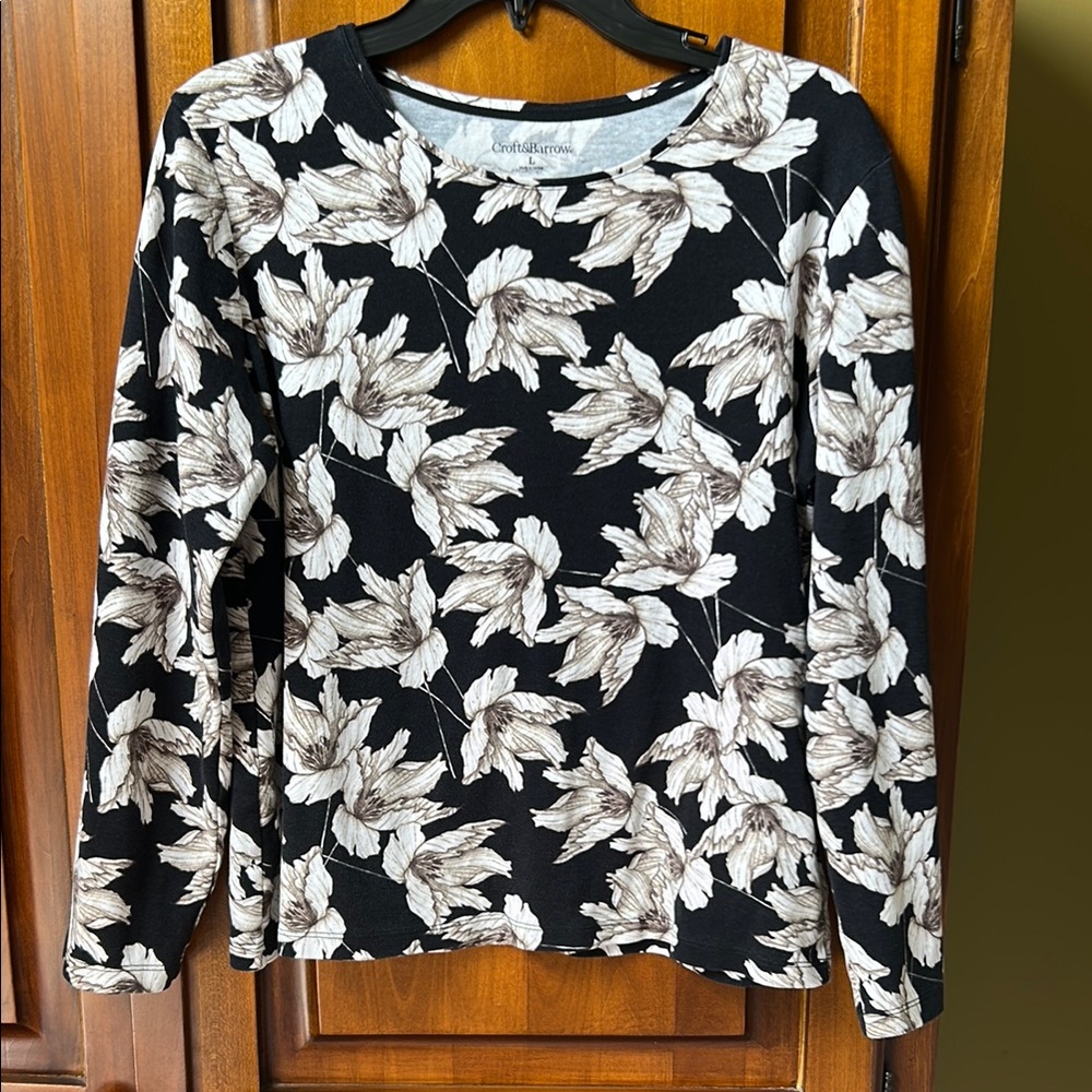 Croft & Barrow Floral Top